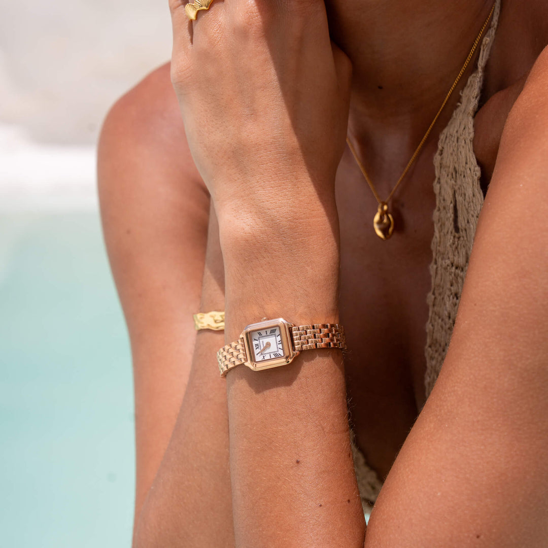 Aurea Watch